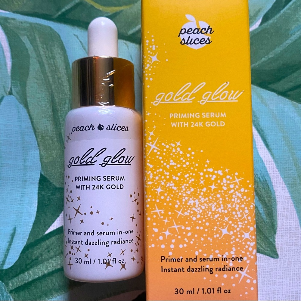 Peach Slices Gold Glow Priming Serum BNIB
